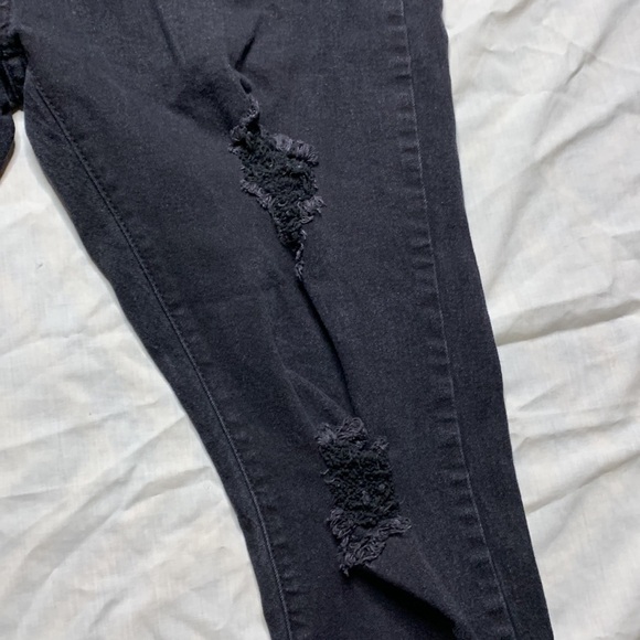 Boohoo blue Distressed jeans size 14 - Picture 4 of 4